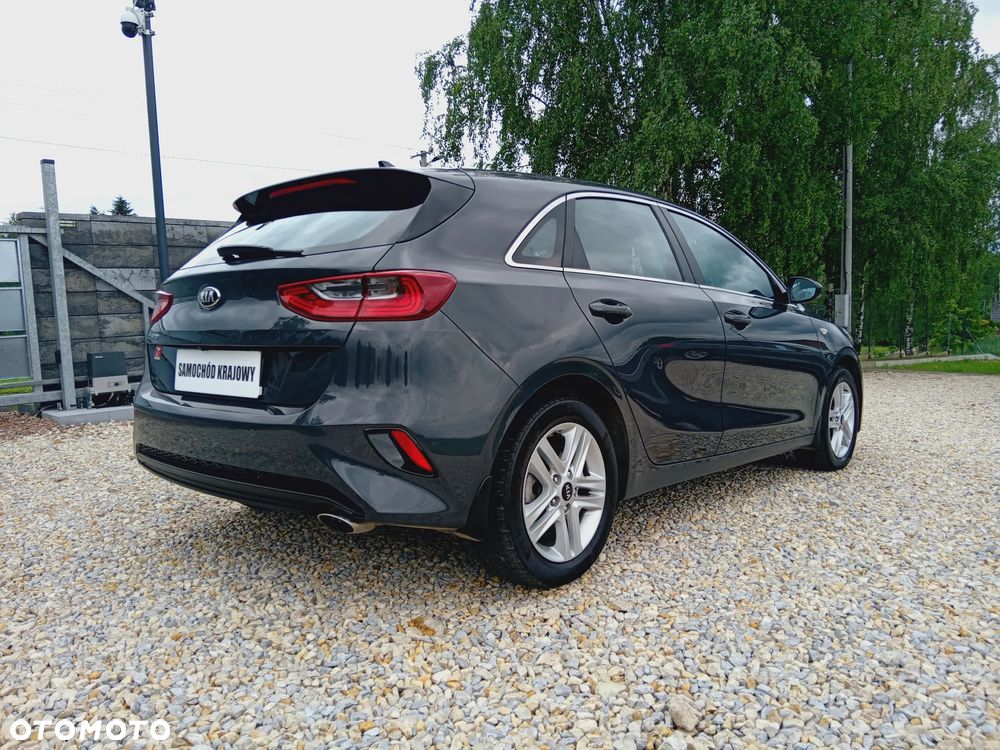 Kia Ceed 1.6 CRDi SCR M - 25