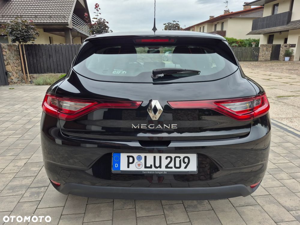Renault Megane 1.2 Energy TCe Life - 18