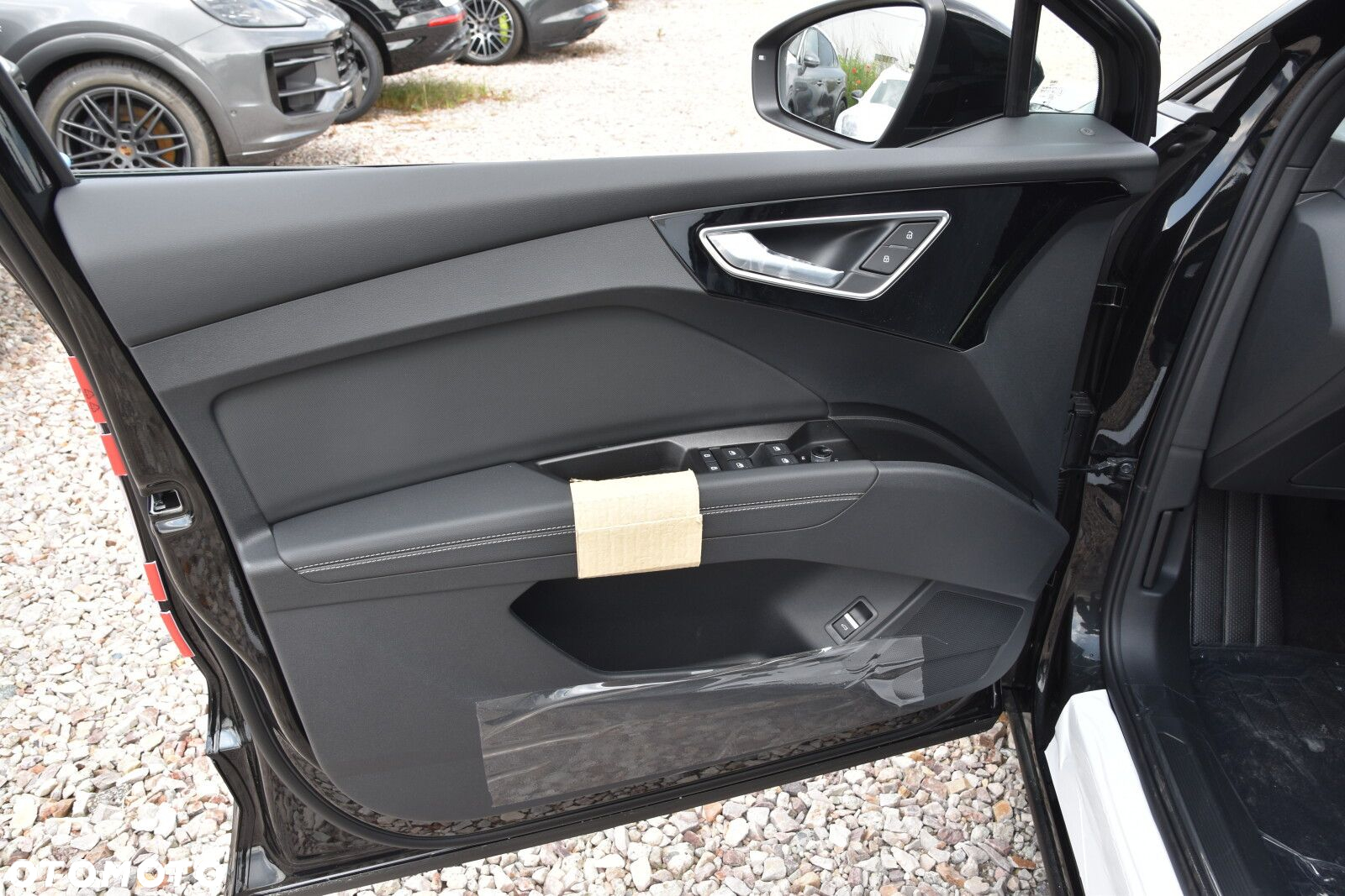 Audi Q4 Sportback e-tron - 11