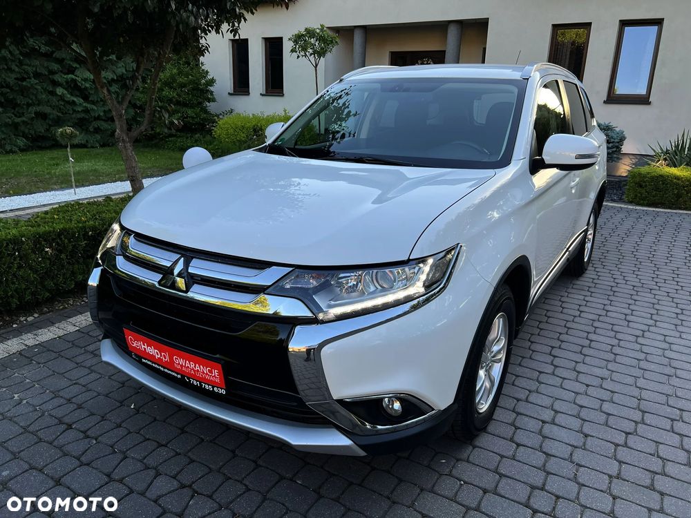Mitsubishi Outlander 2.0 2WD SUV-Star - 14