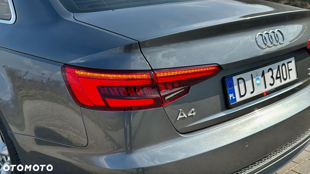 Audi A4 Limousine 2.0 TFSI Quattro S tronic - 12