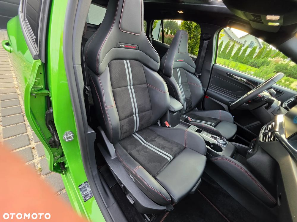 Ford Focus 2.3 EcoBoost ST X - 23