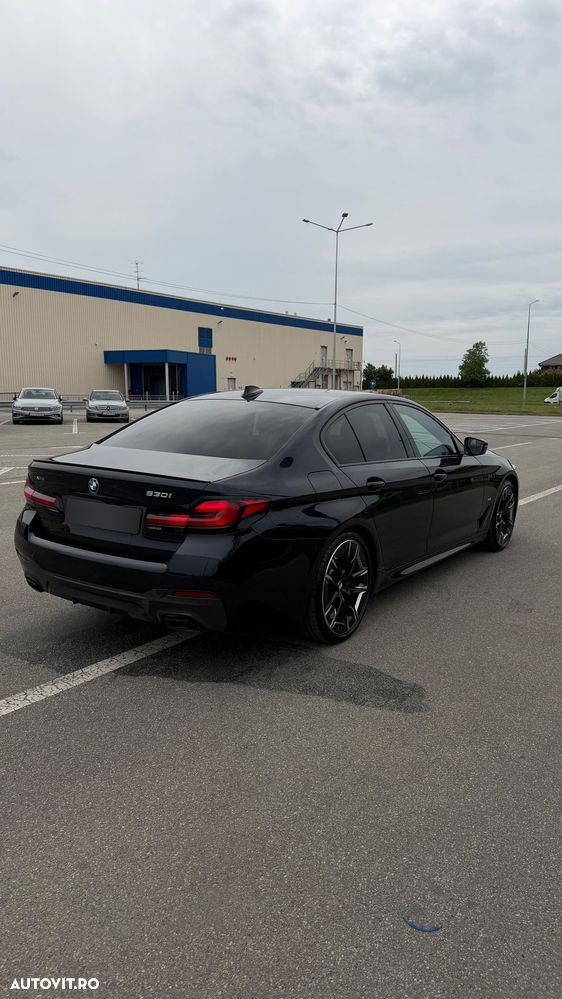BMW Seria 5 530i AT MHEV - 4