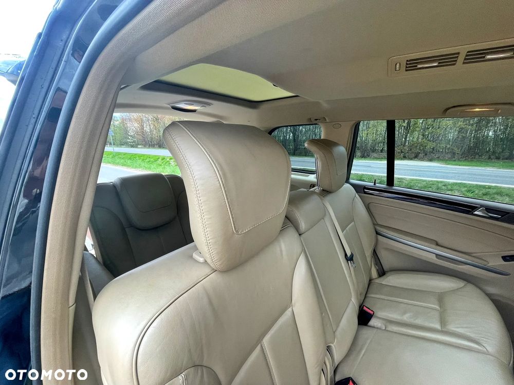 Mercedes-Benz GL - 15