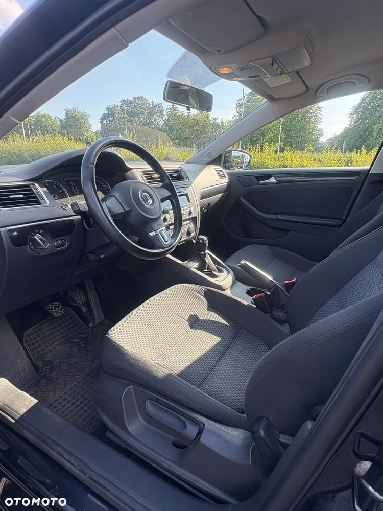Volkswagen Jetta 1.4 TSI Comfortline - 13
