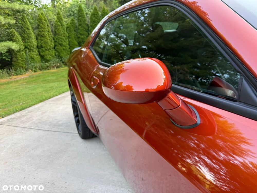 Dodge Challenger - 14