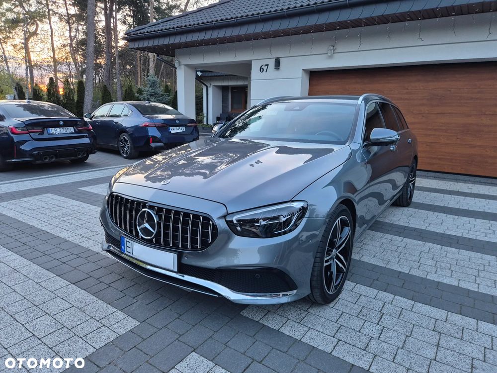 Mercedes-Benz Klasa E 220 d 4-Matic Exclusive - 1