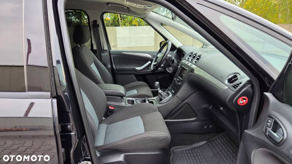 Ford S-Max 2.0 TDCi DPF Titanium - 24