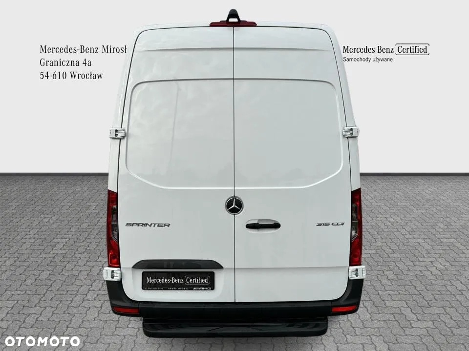 Mercedes-Benz Sprinter - 5