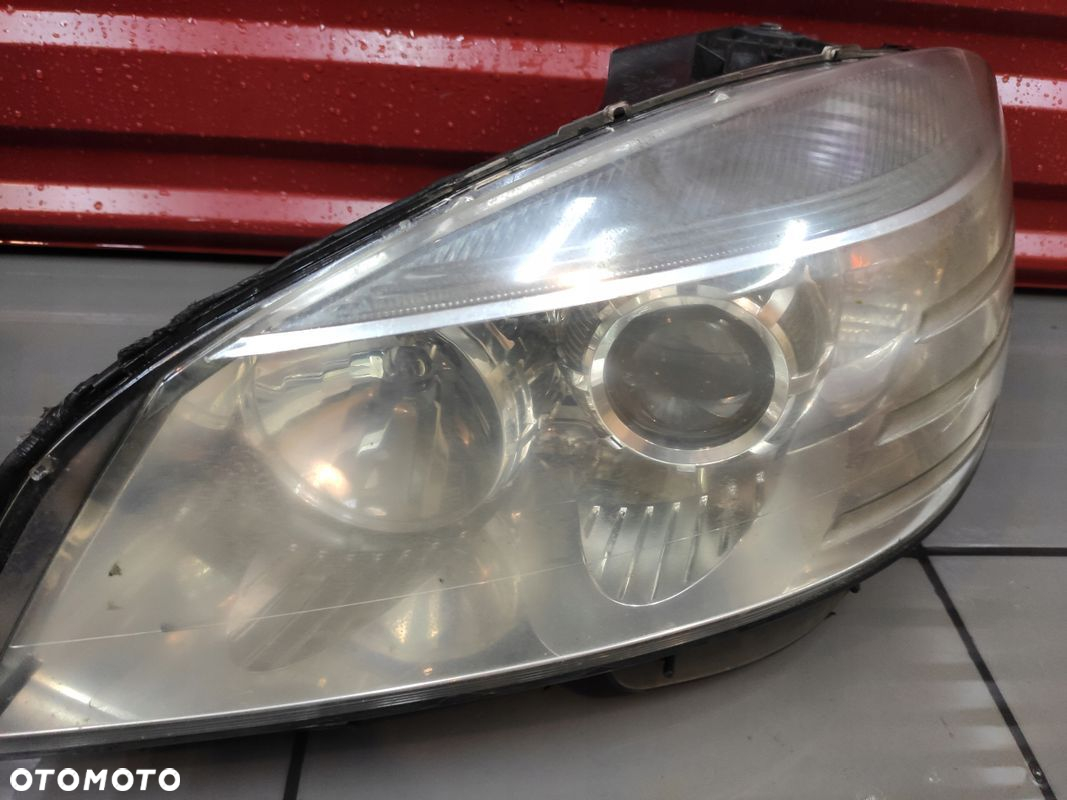 MERCEDES C-KLASA W204 LAMPA LEWA PRZÓD PRZEDNIA SOCZEWKA ORYGINAŁ UK - 4