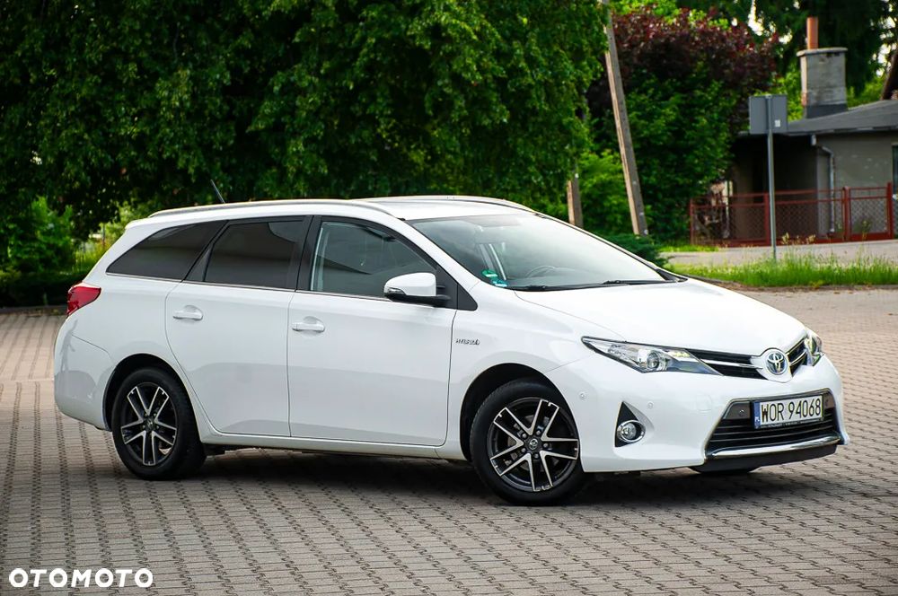 Toyota Auris 1.8 HSD Prestige NAVI - 4