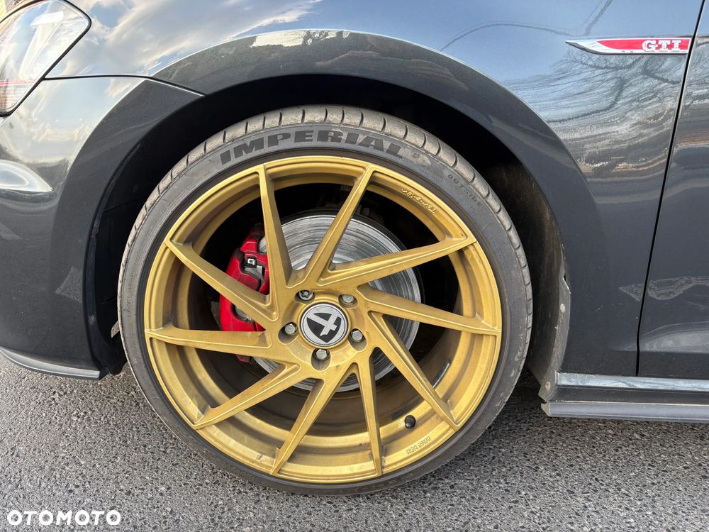 Volkswagen Golf 2.0 TSI BMT GTI - 29