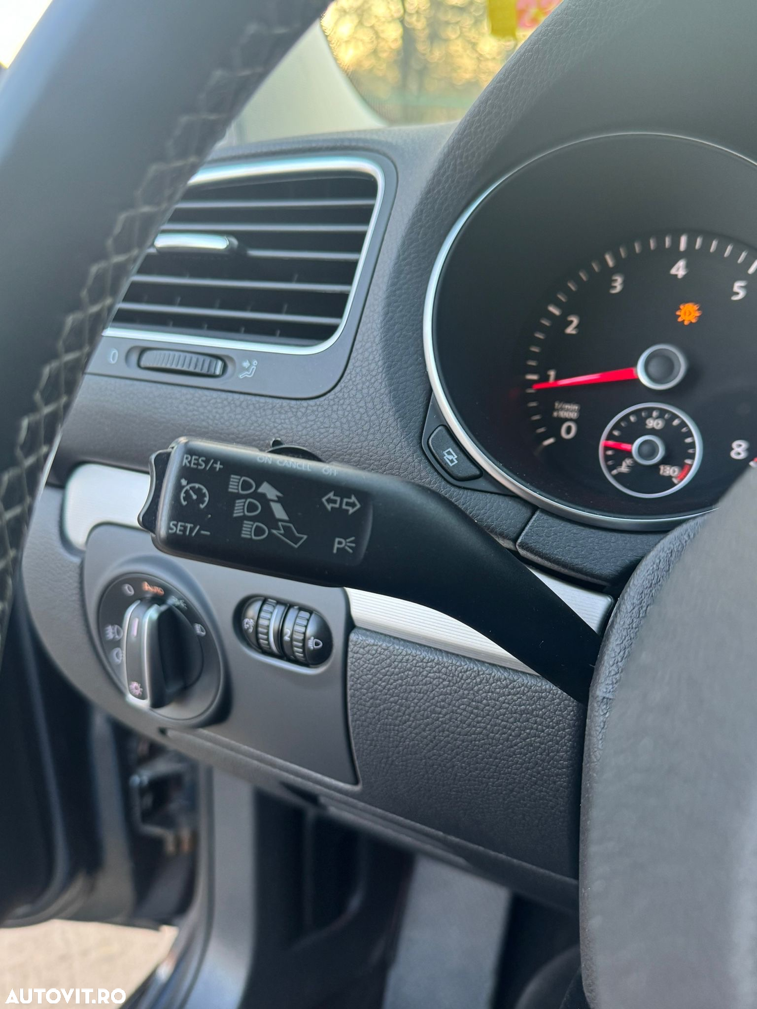 Volkswagen Golf 1.2 TSI BMT Highline - 10