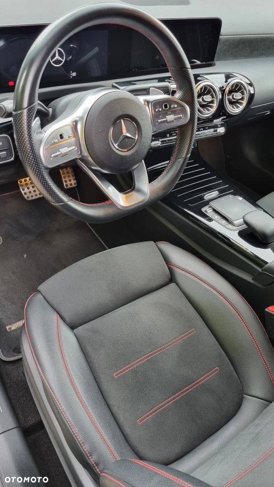 Mercedes-Benz Klasa A 180 AMG Line 7G-DCT - 12
