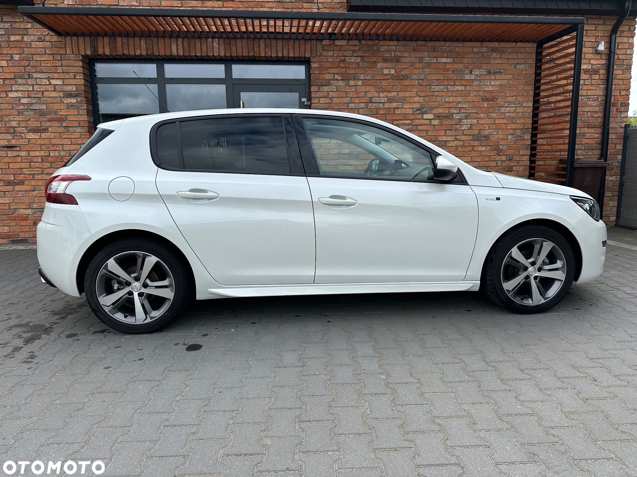Peugeot 308 PureTech 110 Stop & Start Style - 13