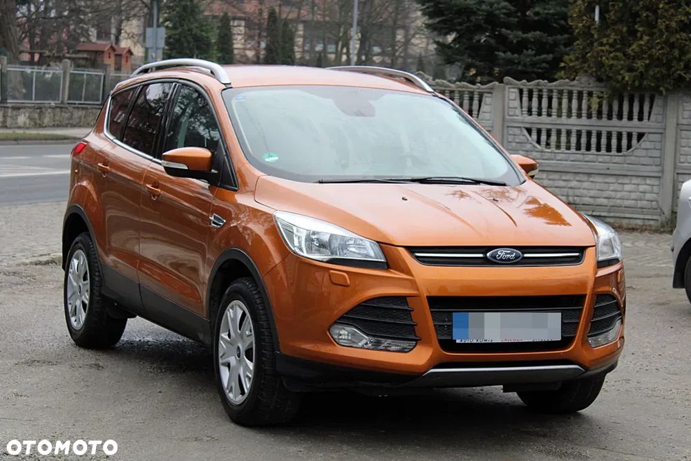 Ford Kuga - 1