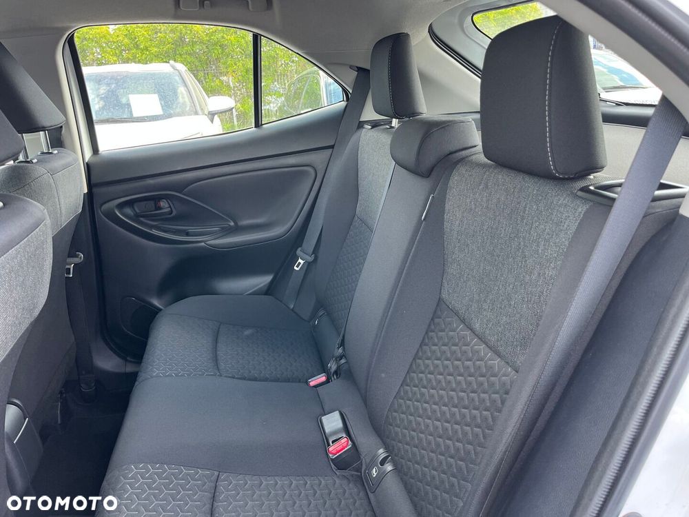 Toyota Yaris Cross Hybrid 1.5 Comfort - 30
