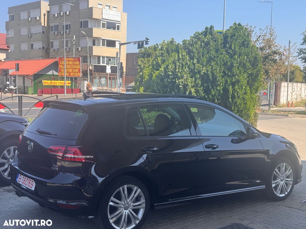 Volkswagen Golf - 8