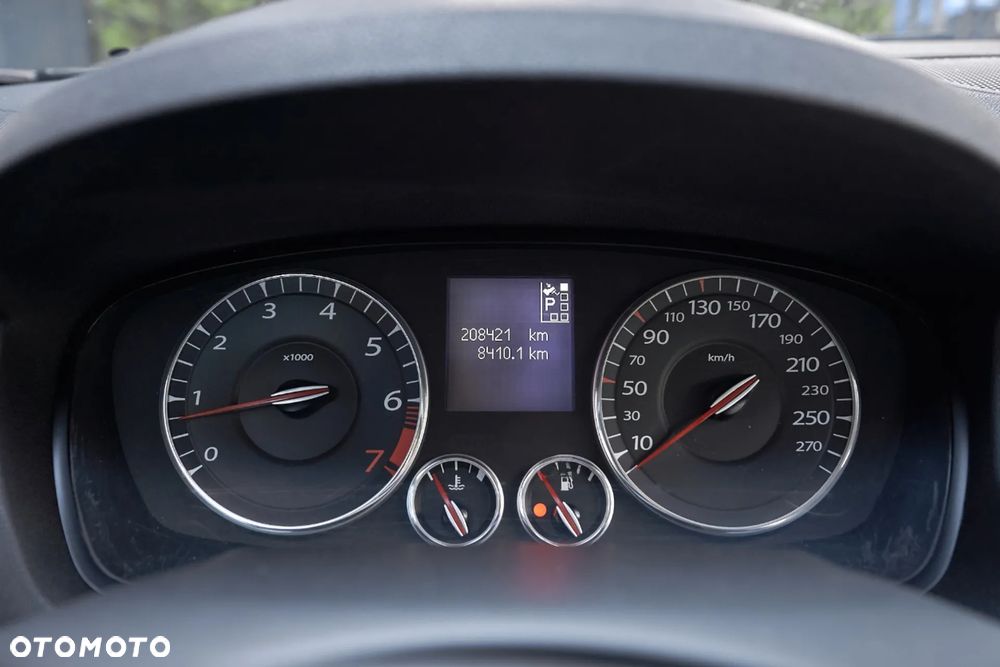 Renault Laguna 3.5 V6 Initiale - 36