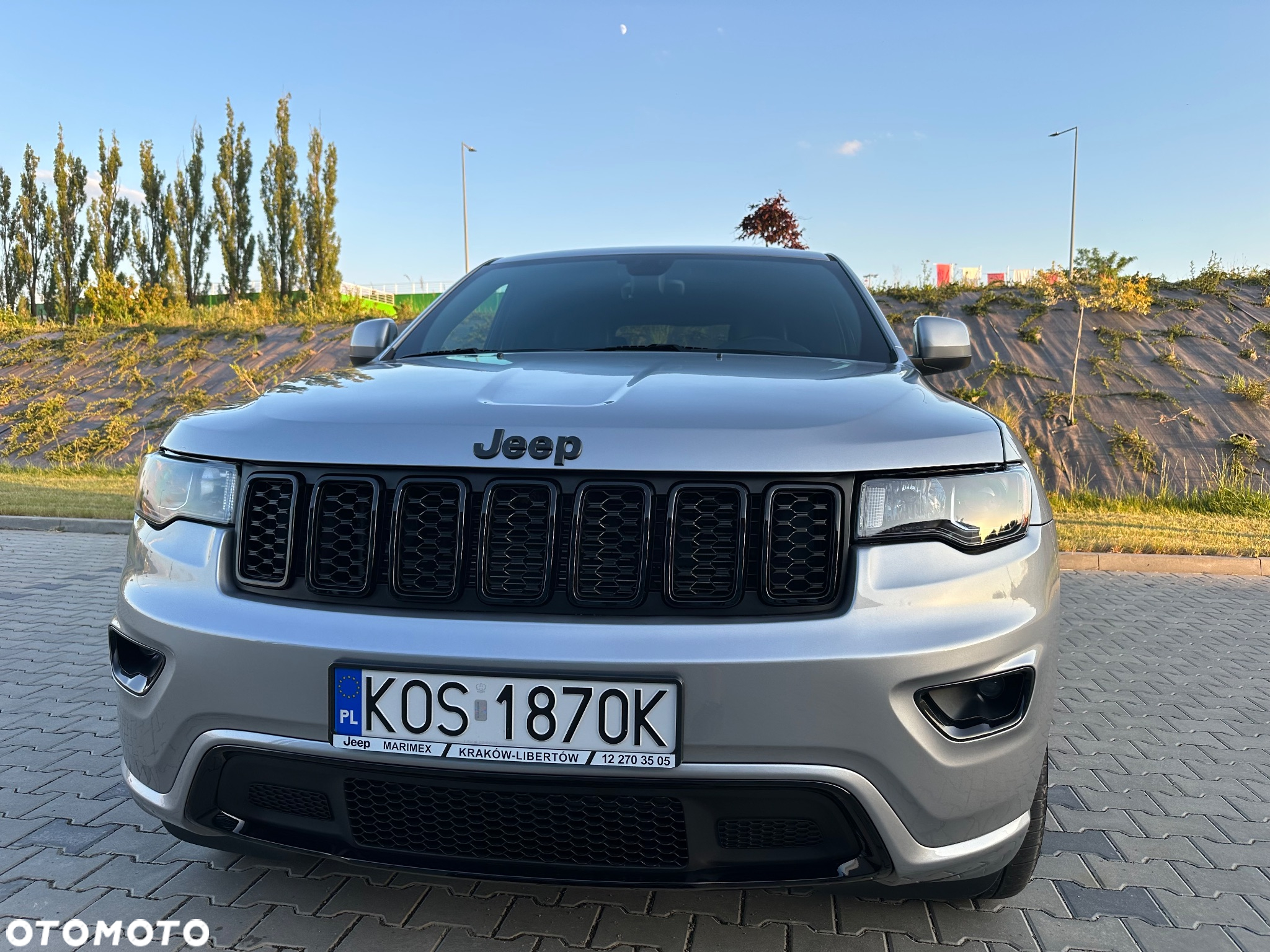 Jeep Grand Cherokee - 3