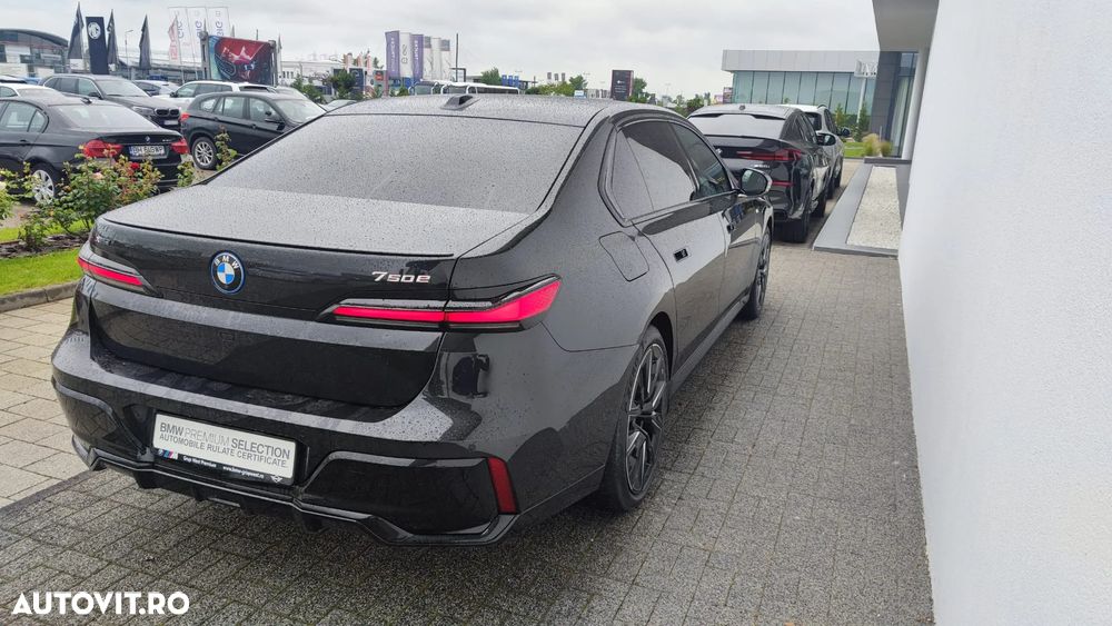 BMW Seria 7 750e xDrive AT PHEV - 7