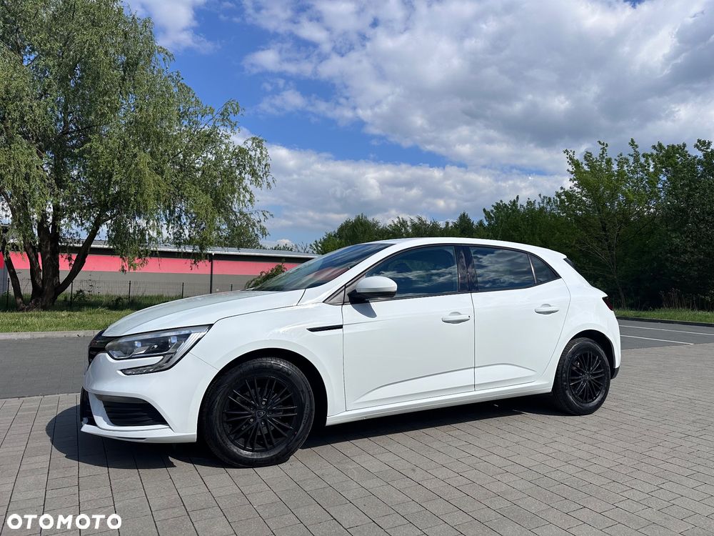 Renault Megane ENERGY TCe 100 LIFE - 11