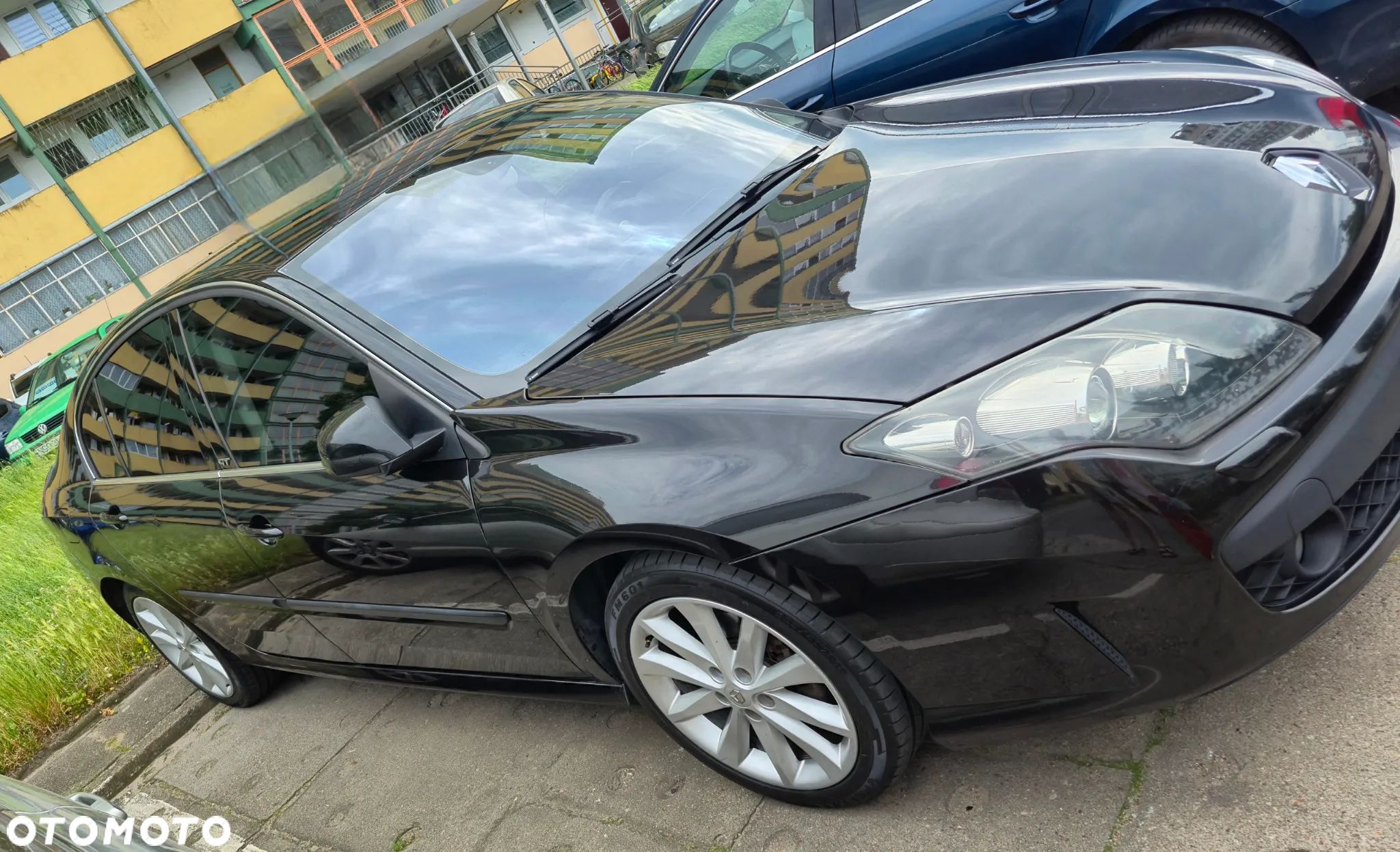Renault Laguna dCi 150 FAP GT - 1