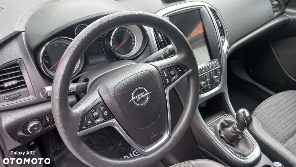 Opel Astra - 14