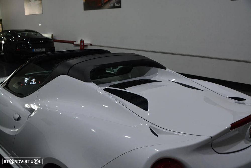 Alfa Romeo 4C Spider 1750 TBi - 22
