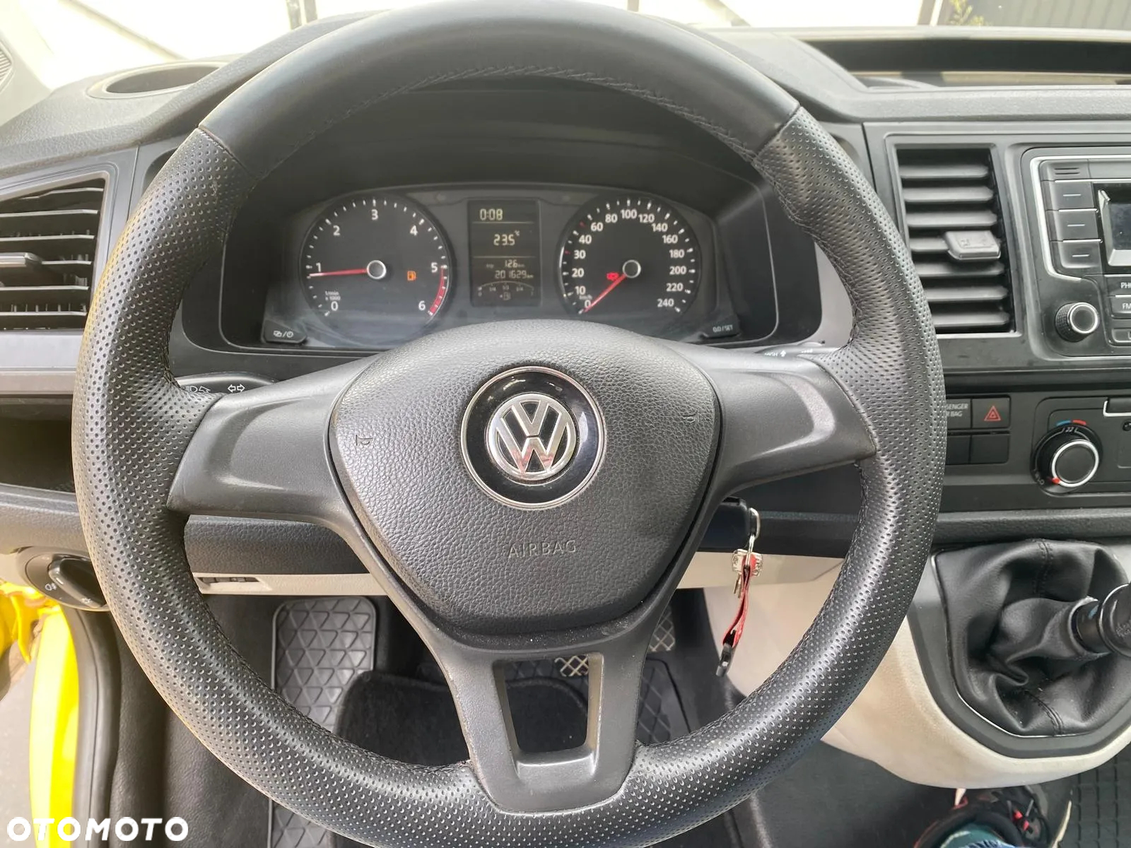 Volkswagen T6 SPEEDER - 19