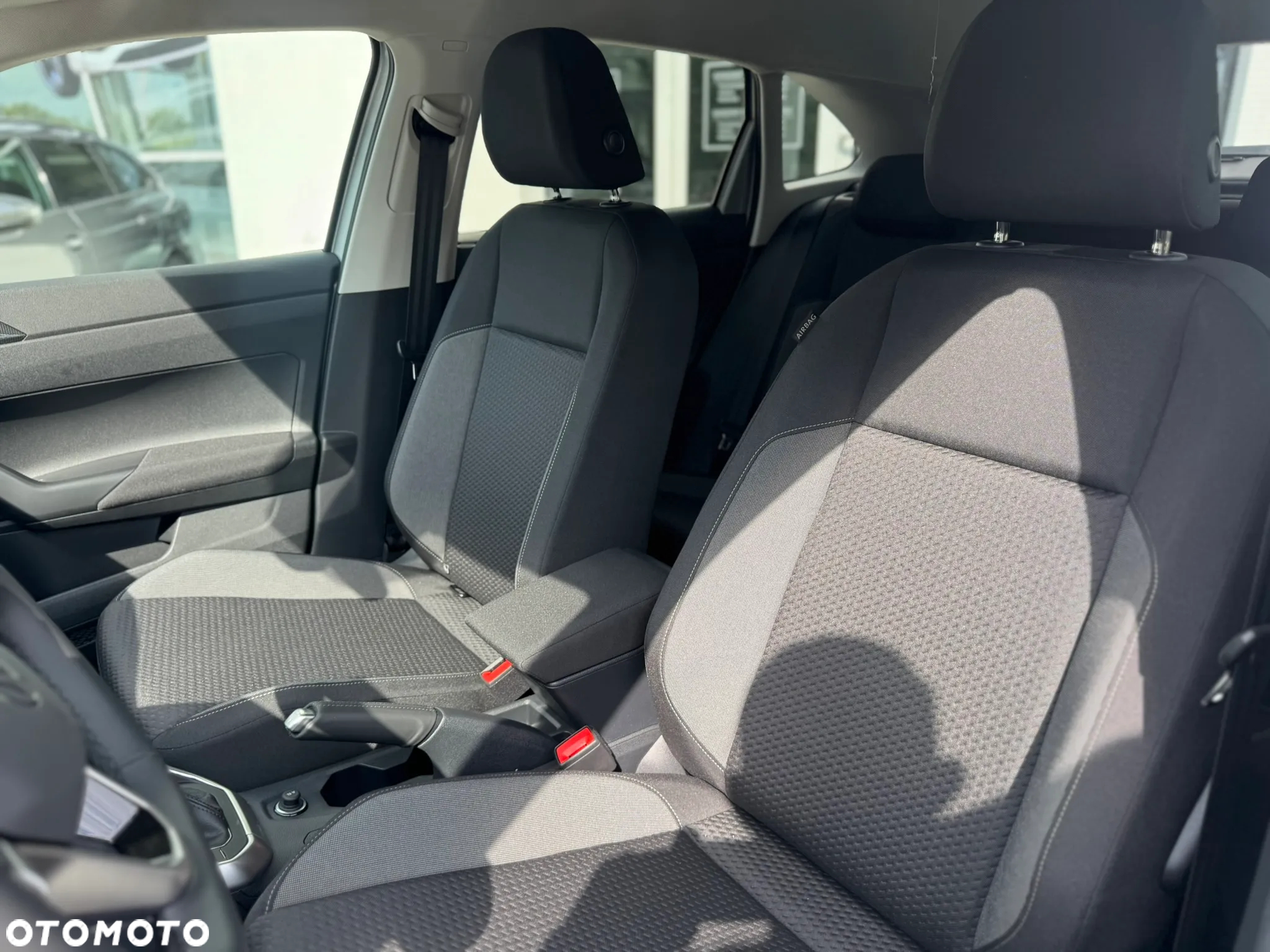 Volkswagen Taigo 1.0 TSI Life DSG - 12