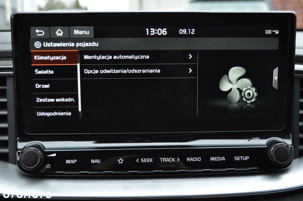 Kia XCeed 1.4 T-GDI L Business Line - 29