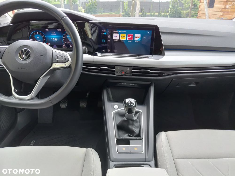 Volkswagen Golf VIII 1.5 TSI EVO Style - 11