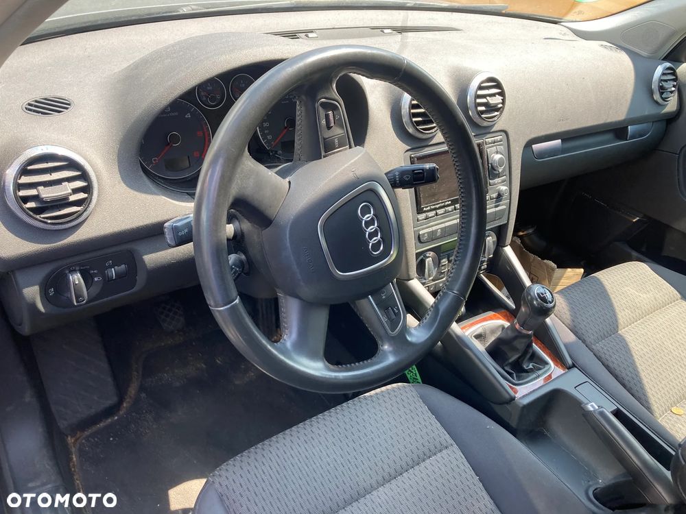 Audi A3 Sportback - 8