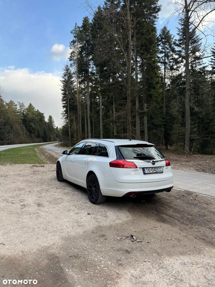 Opel Insignia 2.8 V6 Turbo 4x4 - 14
