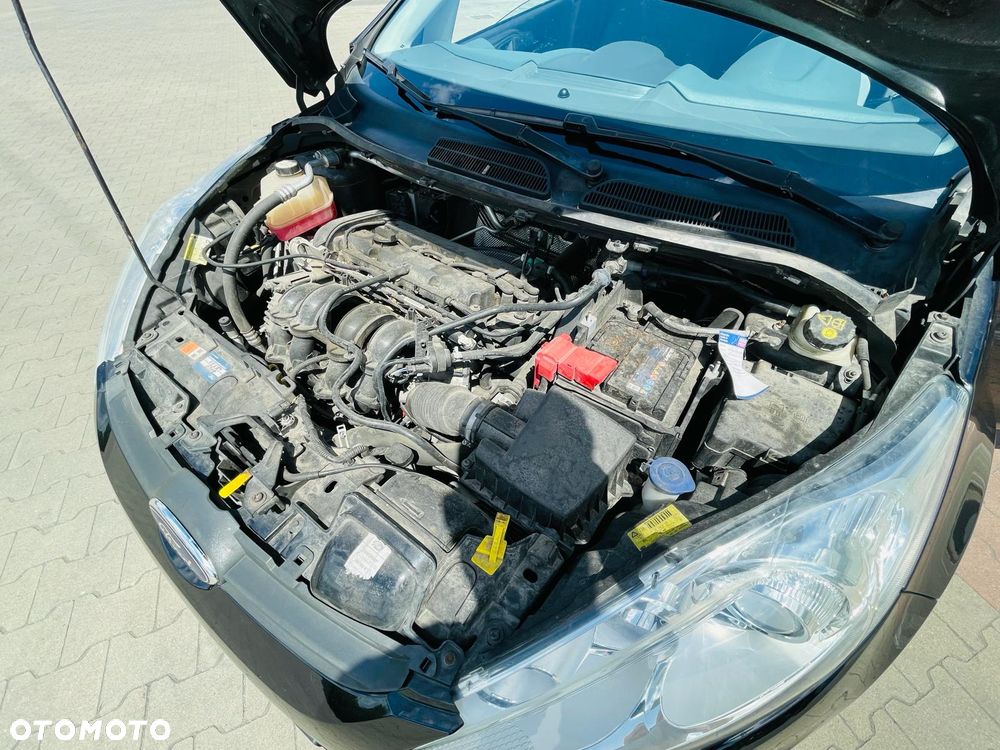 Ford Fiesta 1.4 Titanium - 23