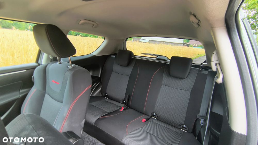 Suzuki Swift 1.6 Sport - 8