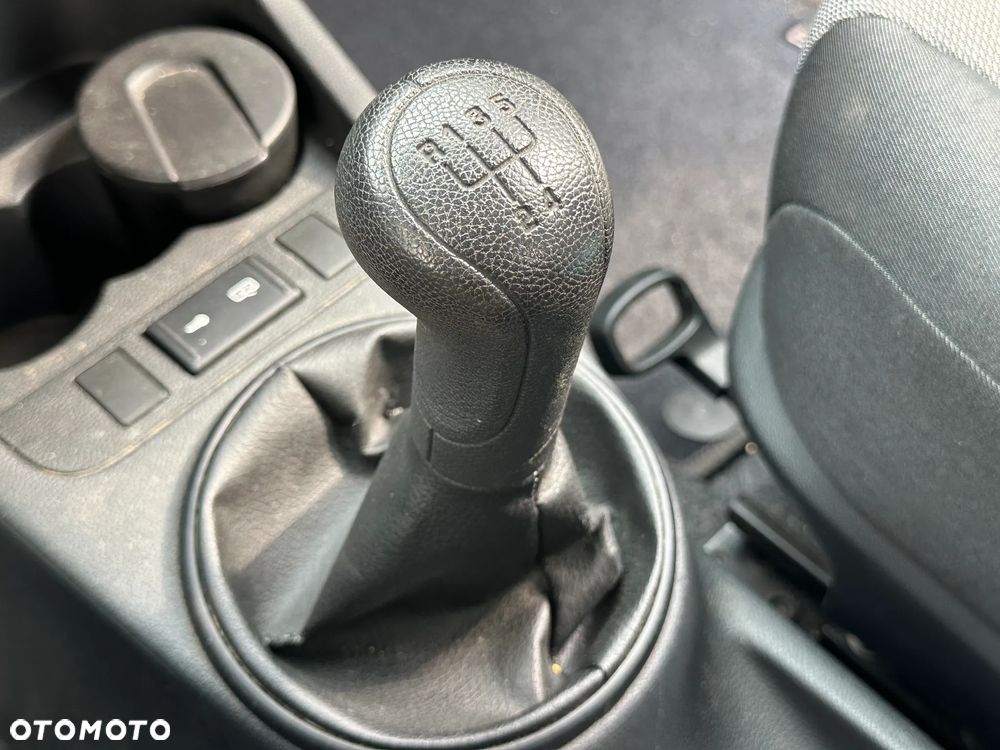 SKODA FABIA II 1.2 benzyna 07- Gałka zmiany biegów jak Nowa Oryginał - 3