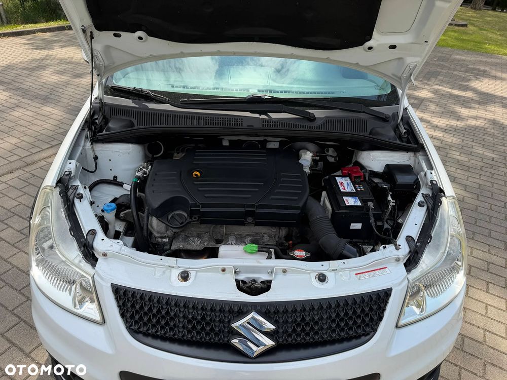 Suzuki SX4 Classic 1.6 VVT Automatik 4x2 Style - 14
