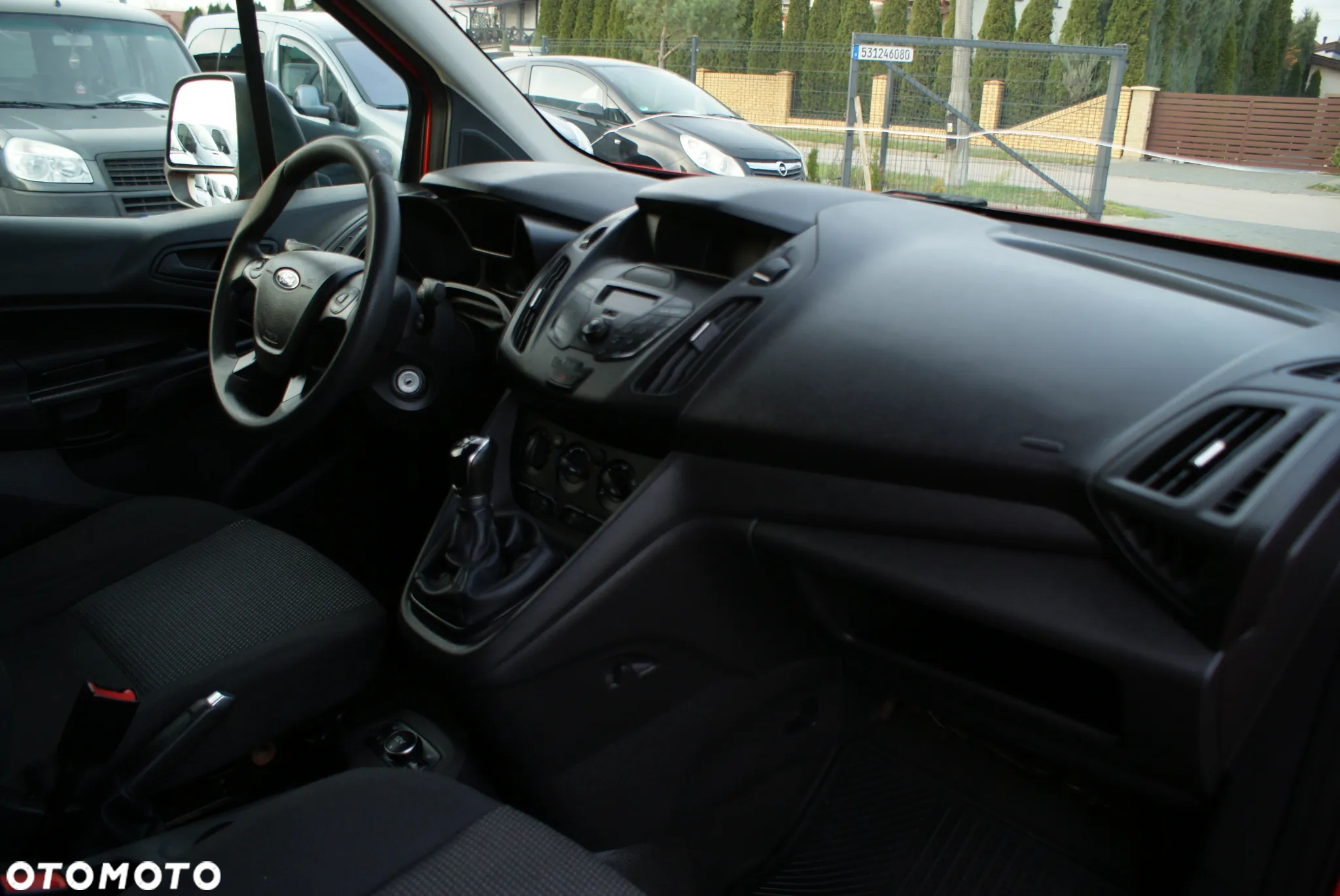 Ford Transit Connect - 9