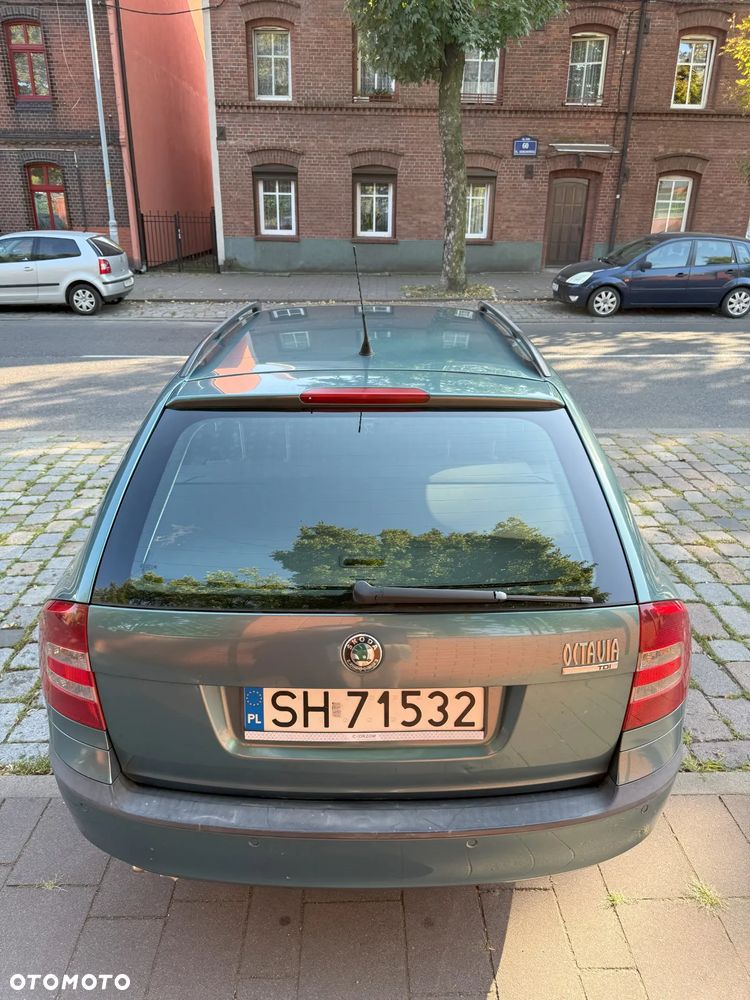 Skoda Octavia - 8