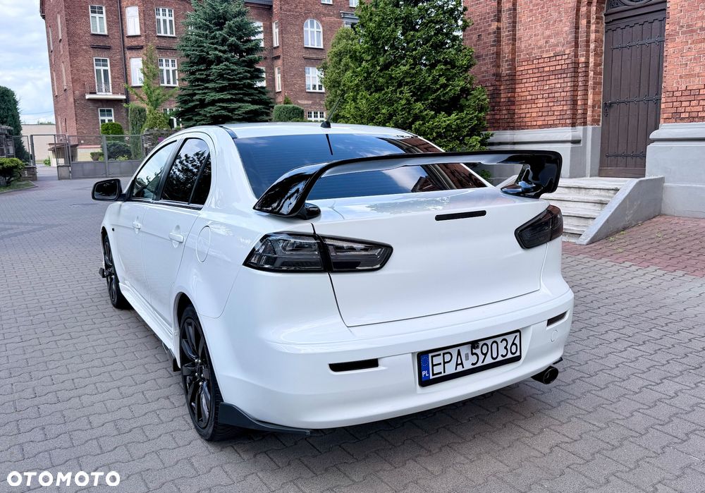 Mitsubishi Lancer 1.5 - 13