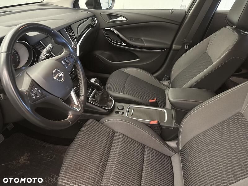 Opel Astra 1.2 T Elegance S&S - 11