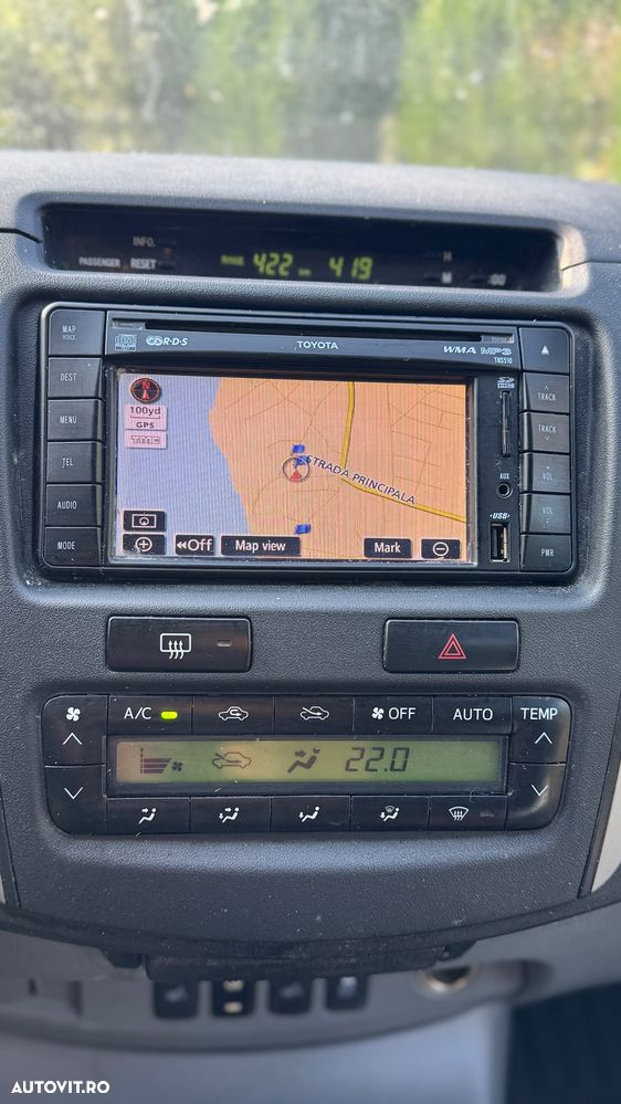Toyota Hilux - 4