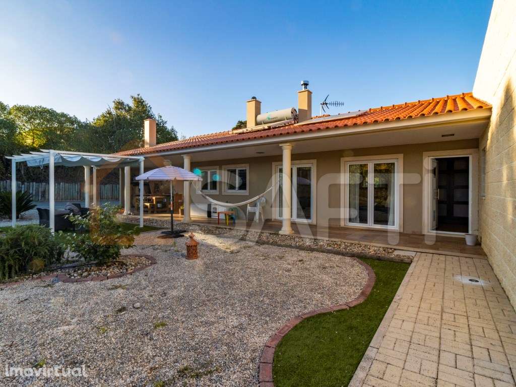 Moradia Isolada (quintinha) - Grande imagem: 3/32