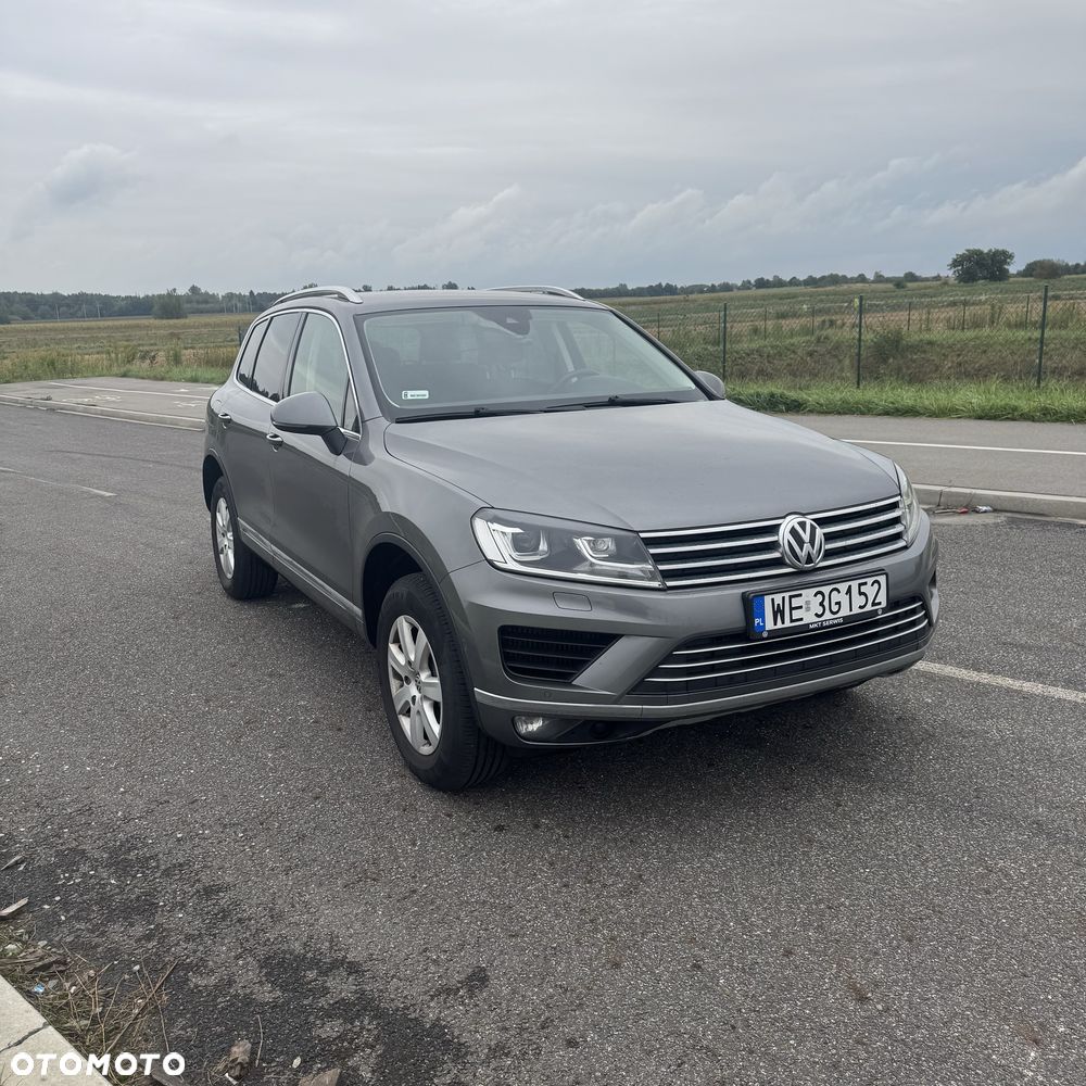 Volkswagen Touareg - 1