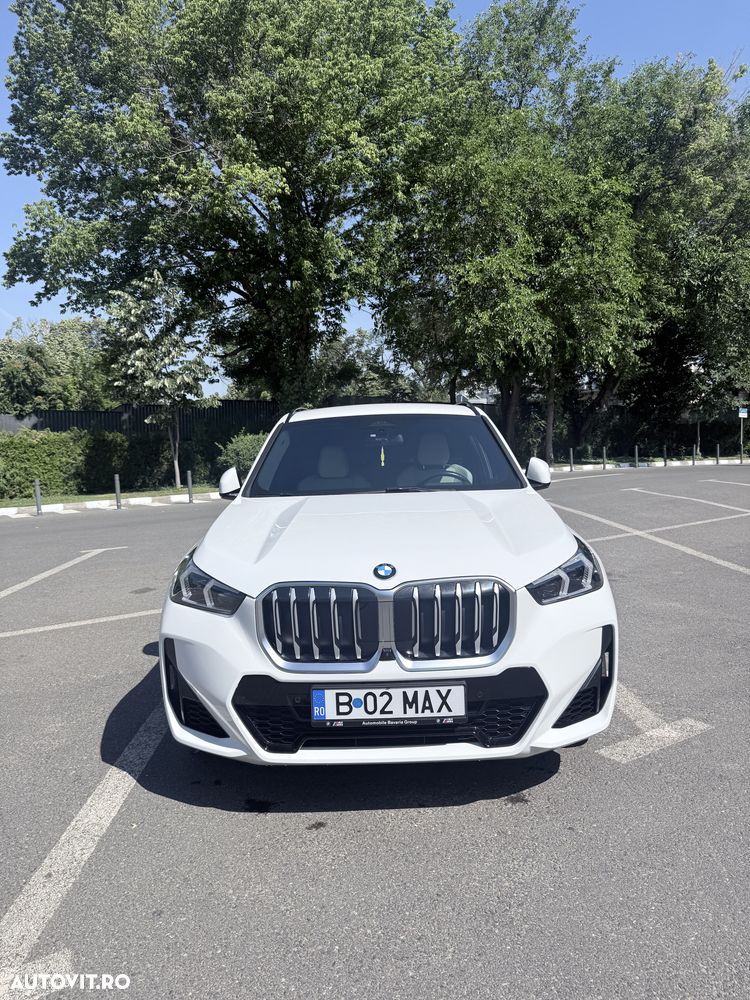BMW X1 xDrive23i AT MHEV - 2