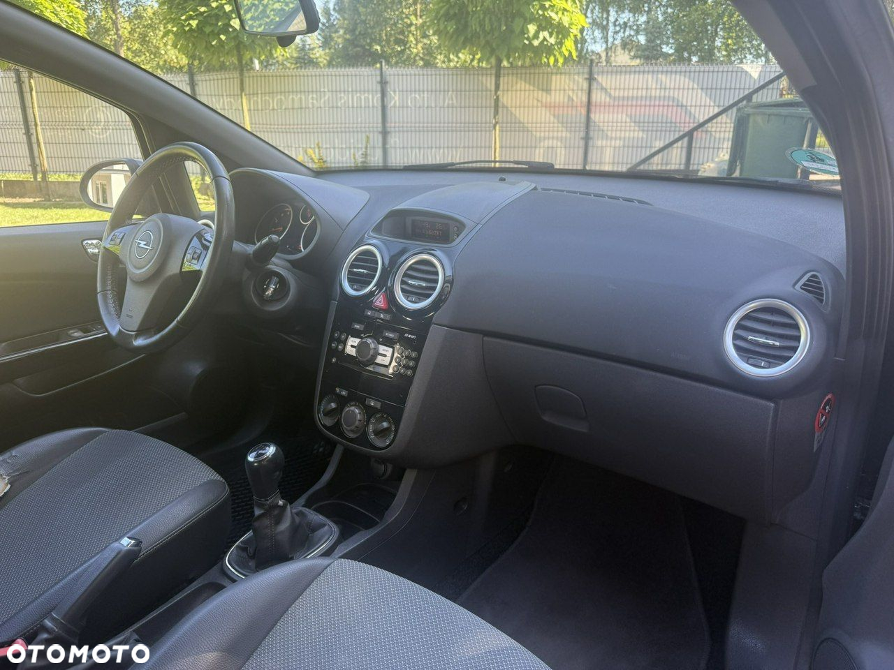 Opel Corsa - 9