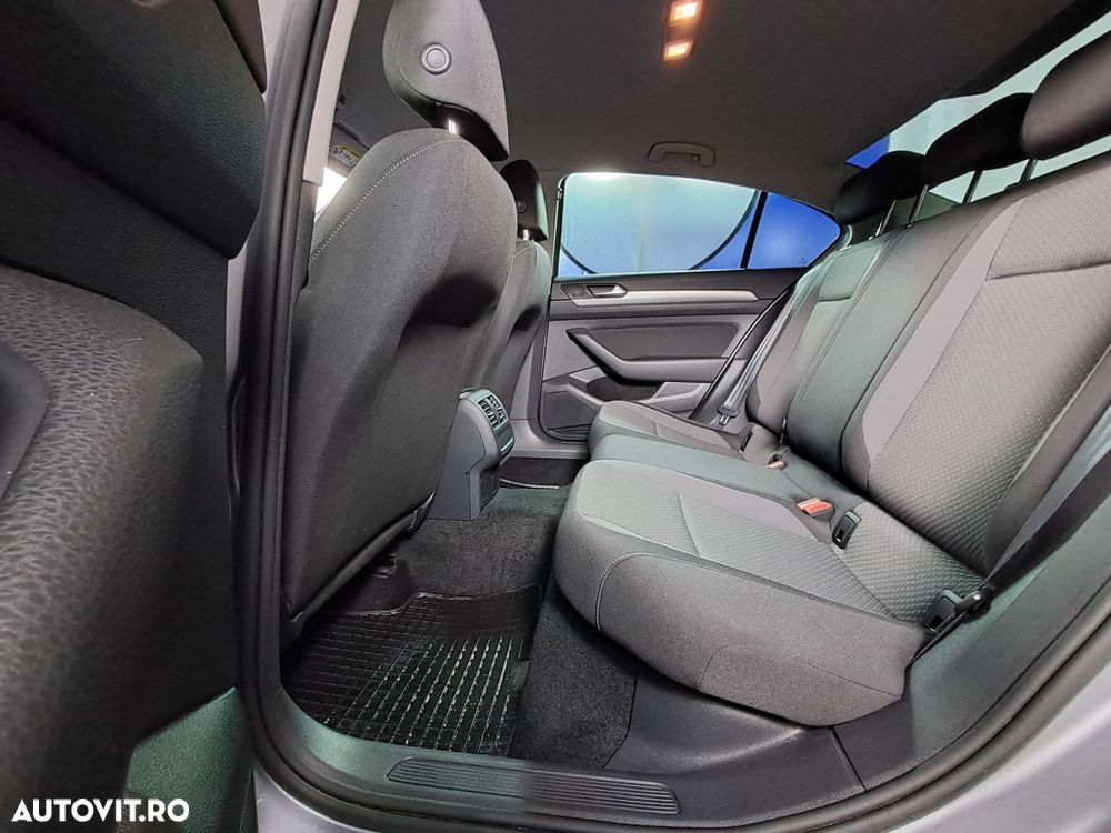 VOLKSWAGEN Passat 2020 — imagine 55