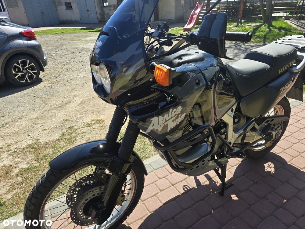 Honda XRV - 14